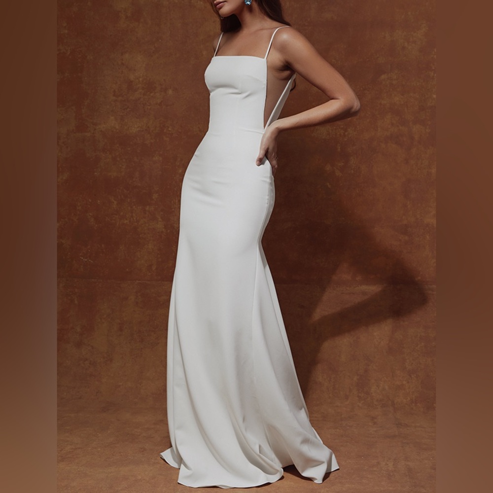 Sarah Seven ‘Cecilia’ Gown